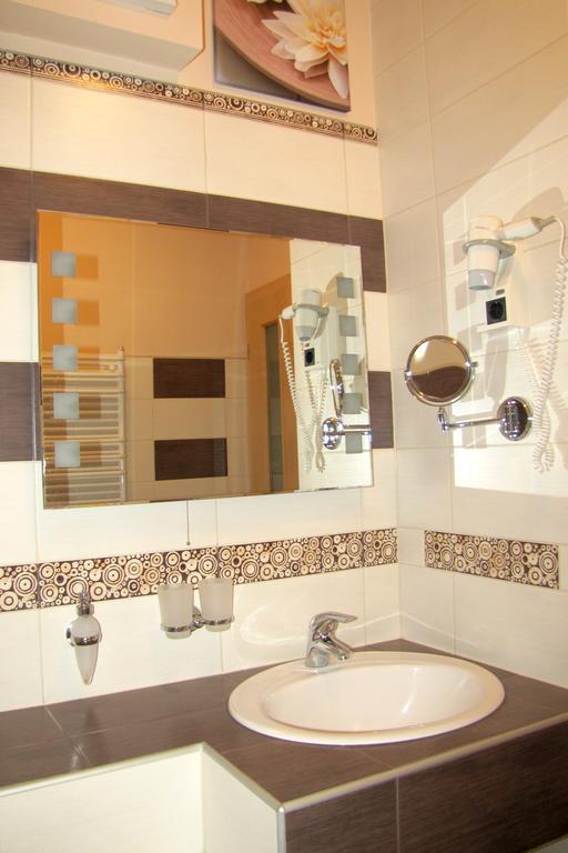 Dunalux Apartman Дьёр Номер фото