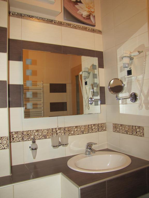 Dunalux Apartman Дьёр Номер фото